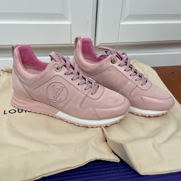 Brand new Louis Vuitton Runaway Sneaker size 37.5 - Picture 12 of 12